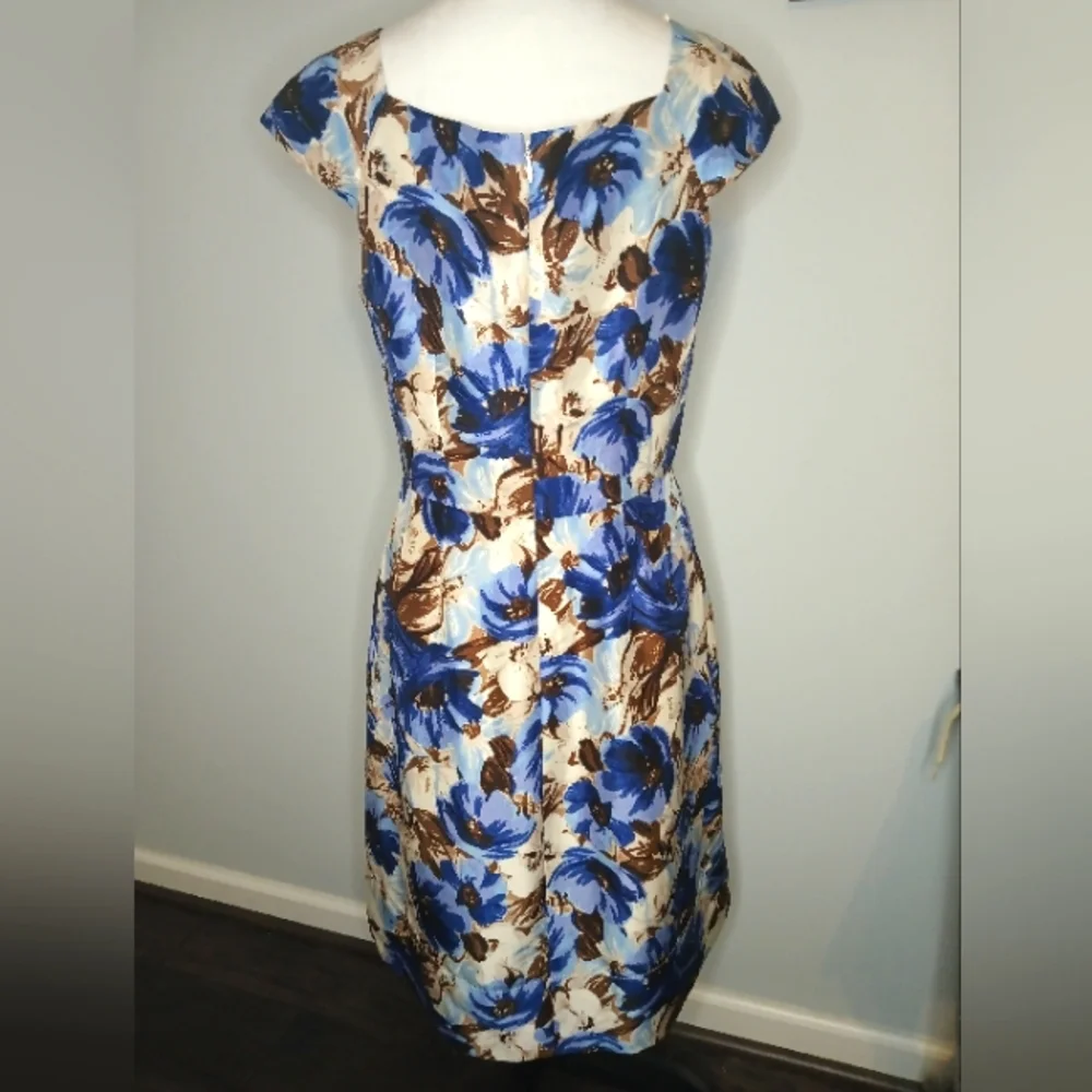 Banana Republic Cap Sleeve 100% Silk Floral Dress - Picture 2 of 3